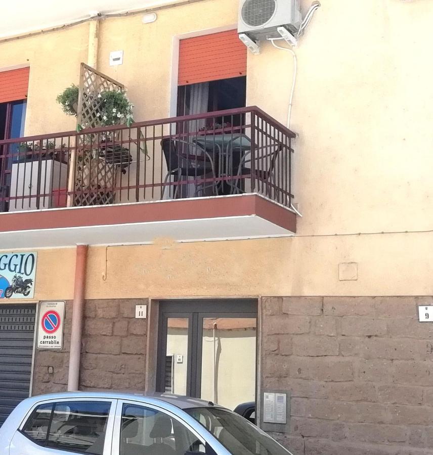 A Casa Di Giulia B&B Alghero Bagian luar foto
